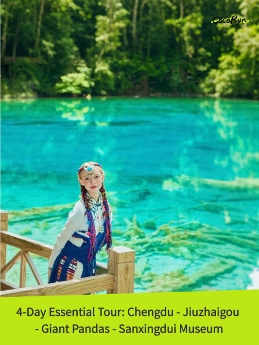 4-Day Essential Tour: Chengdu - Jiuzhaigou - Giant Pandas - Sanxingdui Museum